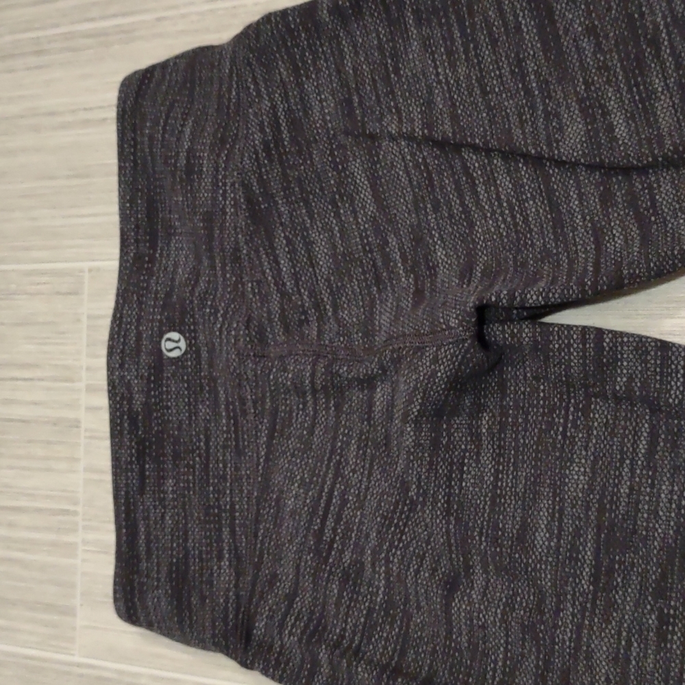 Lululemon leggings black and grey low rise